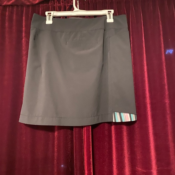 Annika Cutter and Buck skirt - Picture 2 of 4